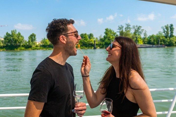 Privé Bordeaux Food Tour : marktproeverijen & gastronomische cruise