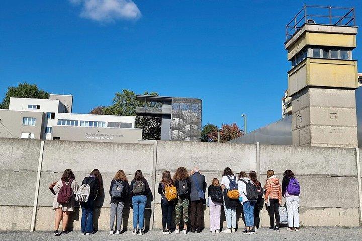 Små Gruppvandring i Östberlin med en fransk guide
