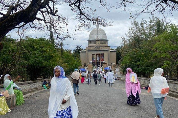 Scenic Debre Libanos en Portugese Bridge Tour