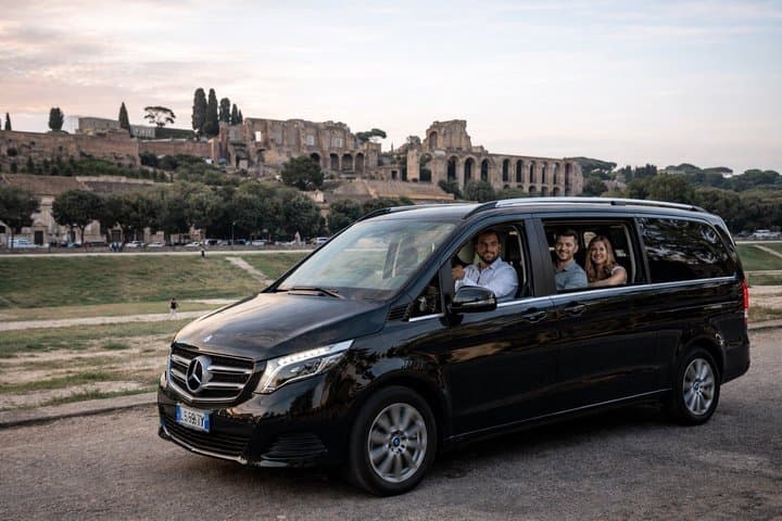 Rome in 3 Hours Private Luxury Car Tour and Audio Guide