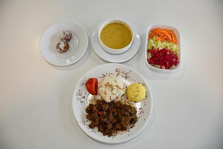ボスポラスクルーズ2〜3時間クルーズ（オプションでアジアストップ＆食事付き）