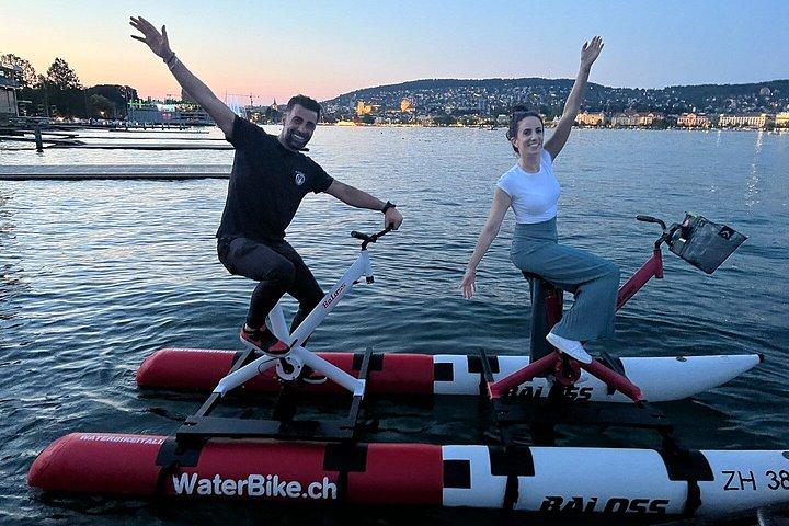 チューリッヒ湖での水上バイク・チューリッヒセルフガイドライド