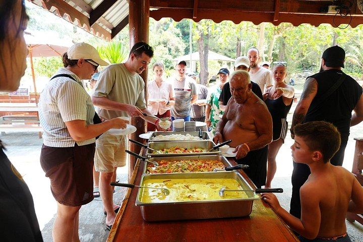 Koh Samui: Experiência de catamarã Premium no Angthong Marine Park