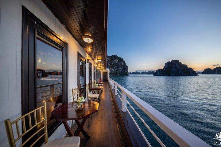2 - Day Treasure Junk Cruise til den skjulte skønhed i Bai Tu Long Bay
