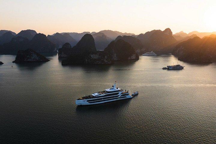 ハノイ発:限定2 - アズラクルーズで行く日帰りランハ湾脱出