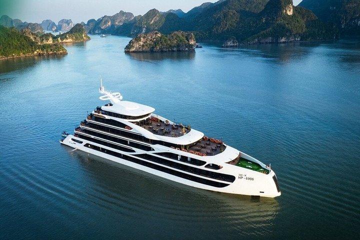 Diana Luxury Cruise : 2 - Dia Lan Ha Bay Saída de Hanoi