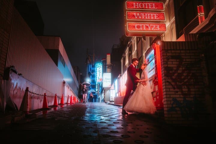 Tour with Pro Tokyo Photographer and take Edgy Unique Portraits