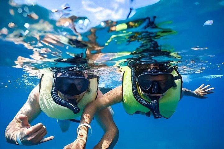 ダナン発チャム島ダブルシュノーケリングアドベンチャー