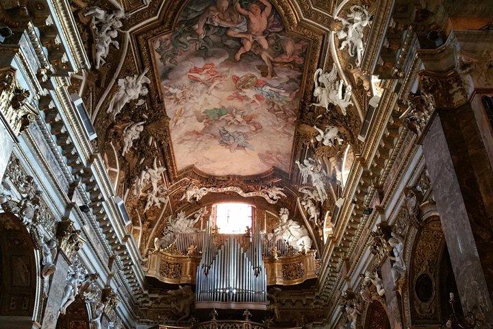 イルミナティの秘密ツアー：ローマの悪魔、天使、謎