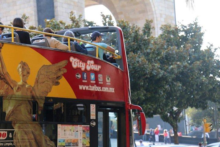 Mexico Turibus City Hop On Hop Offバスツアー