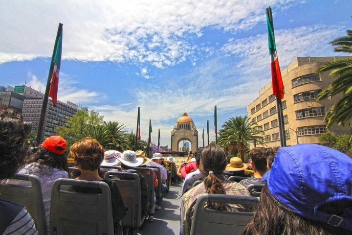 Mexico Turibus City Hop On Hop Offバスツアー
