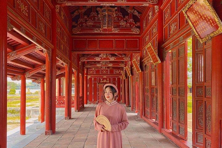 Hue Imperial Walking Tour with Local Guide – Small Group