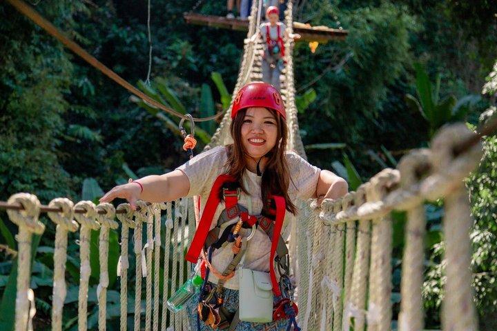Sky Hawk Zipline Experience i Chiang Mai