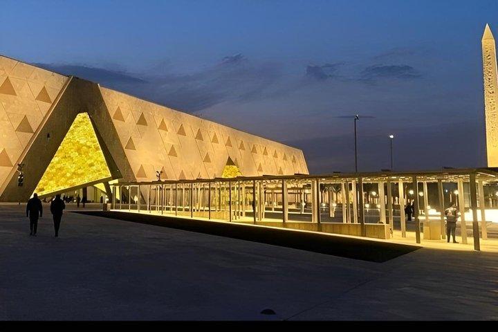 “Cairo Private Tour: Giza Pyramids, Sphinx & GEM Museum”