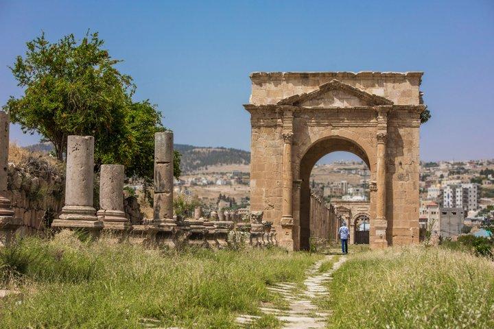 Jordan Pass 7-Day Tour Ruines romaines de Jerash, Petra, Wadi Rum et la mer Morte