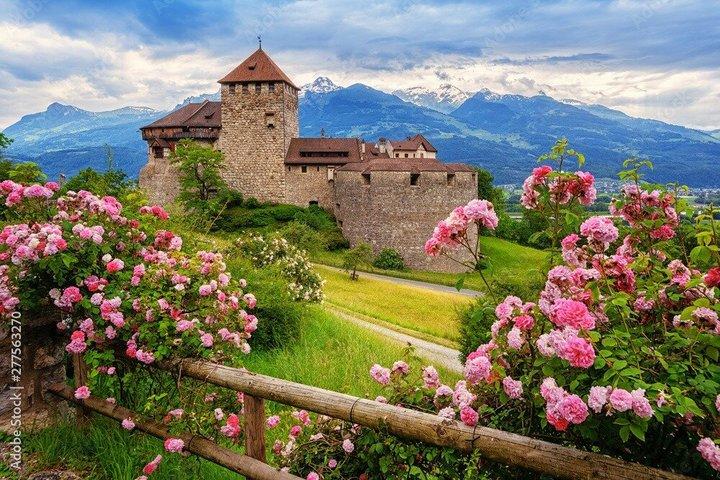 Excursão privada de um dia para Heidland, Fábrica de Chocolate e Liechtenstein