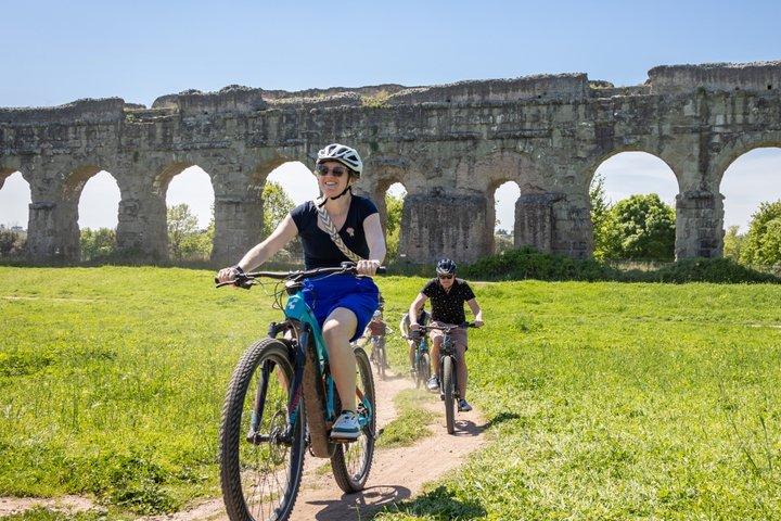アッピアウェイは、拡張Eバイクと食べ物の冒険を水道