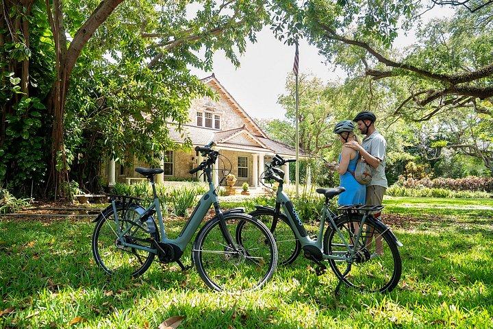 Visite autoguidée à vélo de pignons de corail avec application