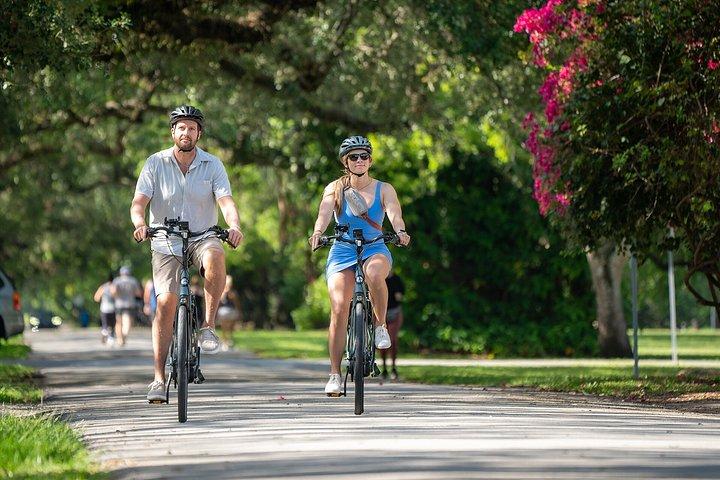 Visite autoguidée à vélo de pignons de corail avec application