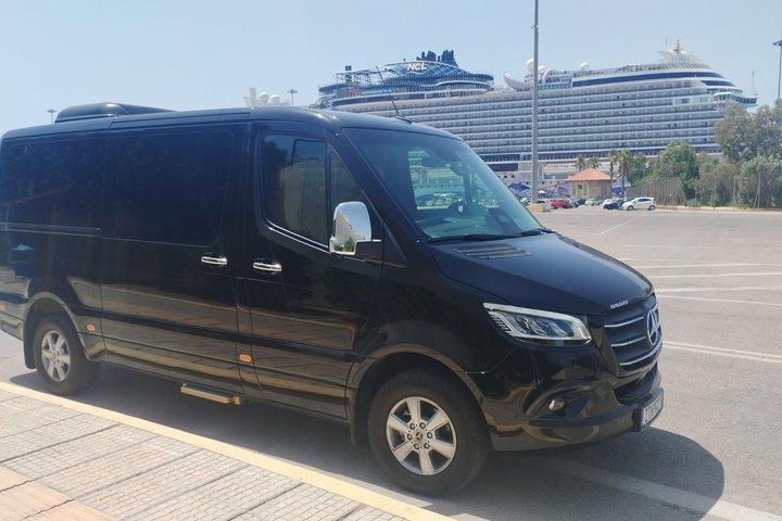 Traslado privado desde el Aeropuerto de Atenas hasta el centro de la ciudad de Atenas