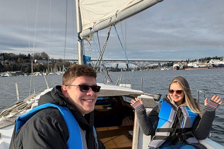 Sail Seattle's Iconic Lake Union All Year Around