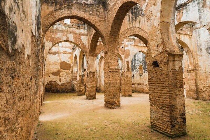 Explore Rabat com um TukTuk privado