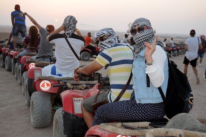 Viaje en quad o buggy en safari por el desierto del Sinaí de Sharm El Sheikh