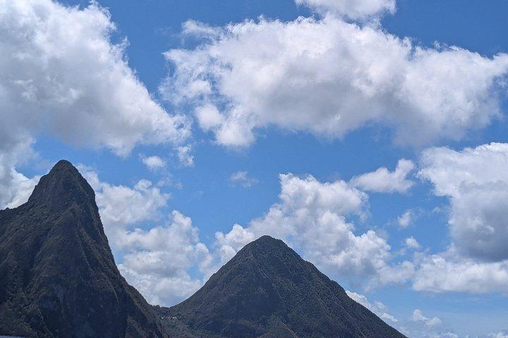 サルファースプリングスと滝、またはパイトンとビーチボートツアー