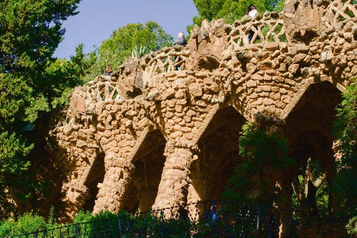 Private Park Güell Guided Tour:Skip the Line & Expert Local Guide