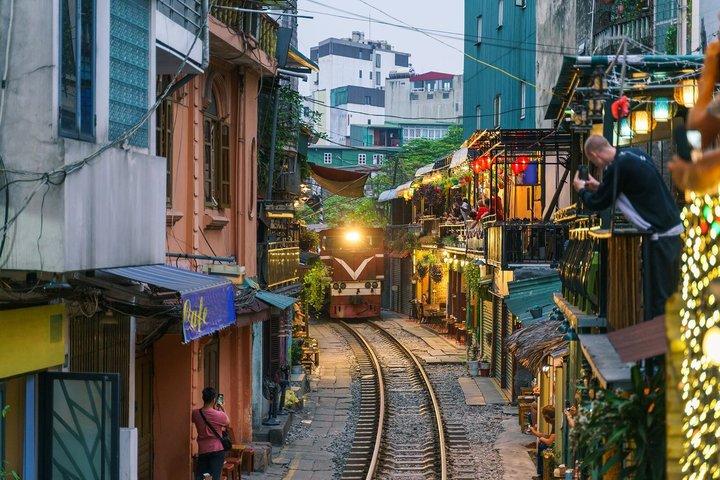 Hanoi Hidden Gems et Train Street Experience Walking Tour