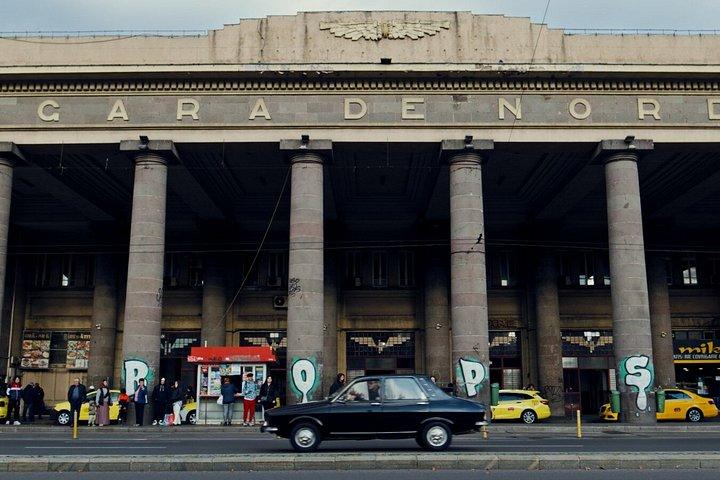Bucharest Discovery Tour in Style Retro Car Experience