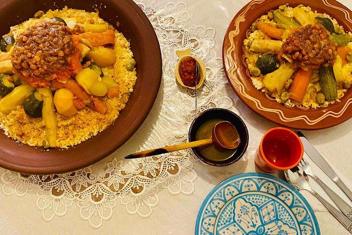 モロッコの家族で本格料理教室
