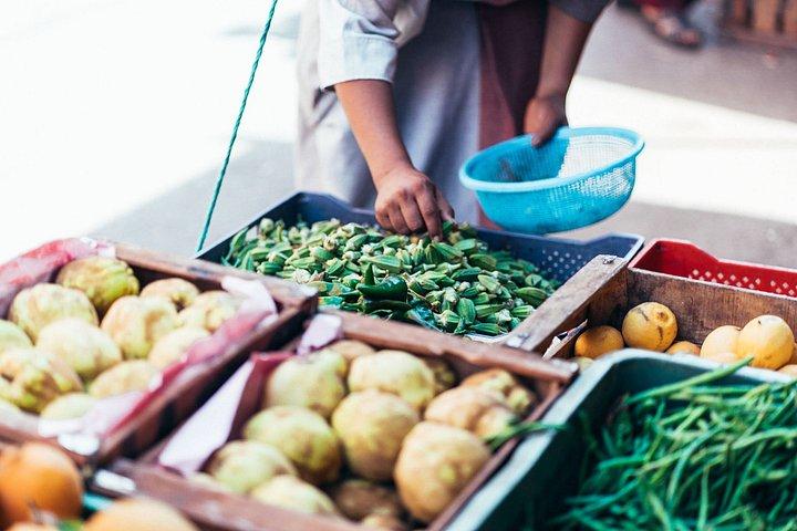 モロッコの家族で本格料理教室