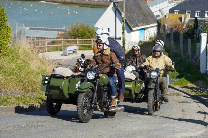 ノルマンディー上陸作戦の海岸への2～6時間のサイドカーツアー