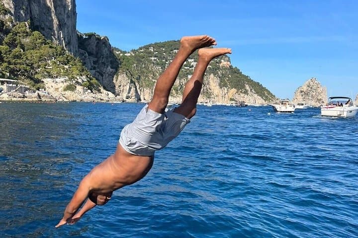 Private Boat Tour to Capri Island