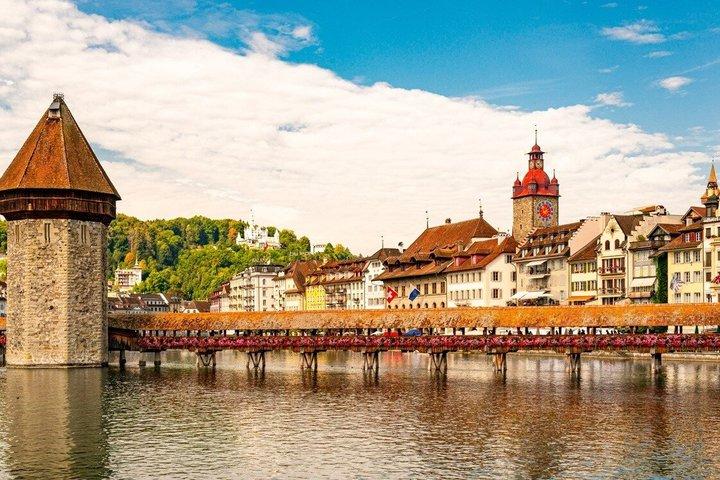 Tour de um dia privado de Zurique com vista para o Lago de Lucerna e a Cidade Velha
