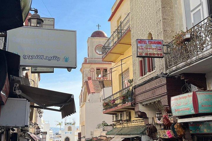 タンジェ・メディナ、カスバ、伝統スーク文化ツアー