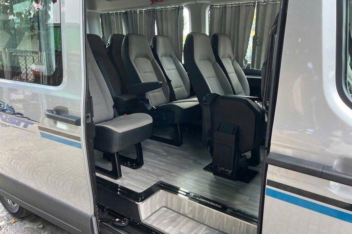 ハノイ空港（ハン）とハノイ市内中心部間のプライベート送迎