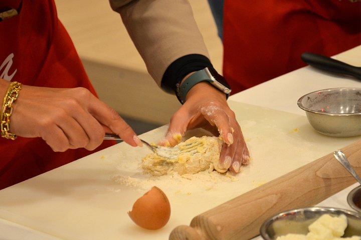ローマ: ラザニアとフェットゥチーネパスタとティラミス料理教室