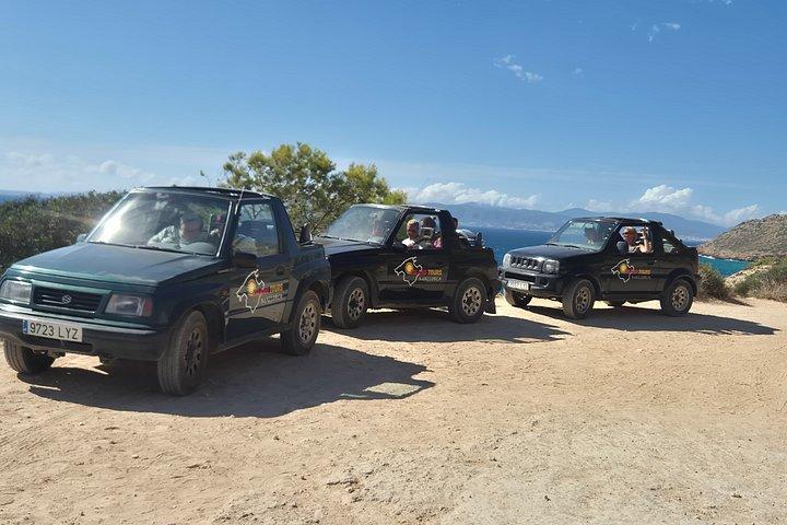 セルフ ドライブ 4x4 オフロード ジープサファリ ツアー マヨルカ
