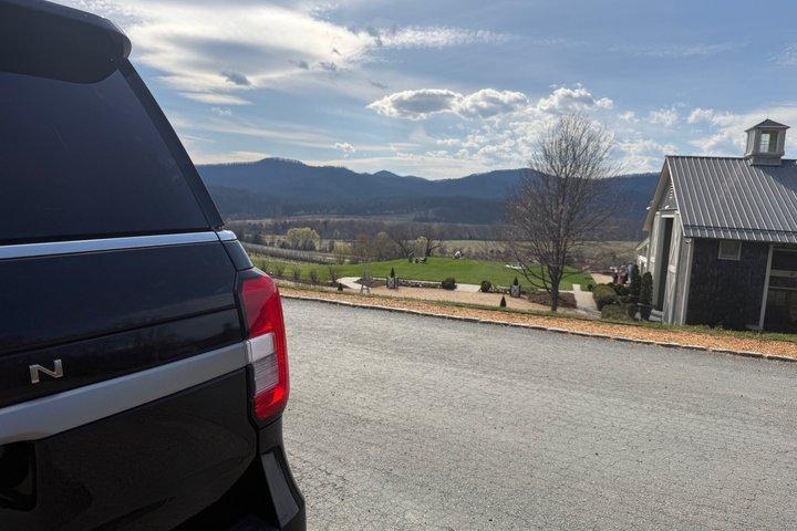 Privé aangepaste Charlottesville wijn- of biertours