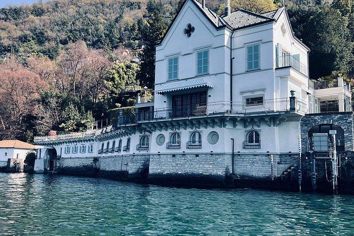 Lake Como: 1h or 4h Tour with Prosecco and photos of the Villas