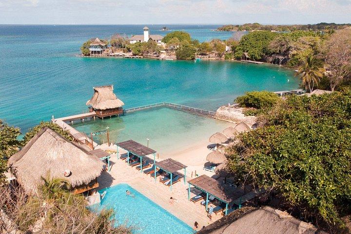 カルタヘナ島発昼食付きイスラ・デル・ソル・ロサリオ諸島日帰り旅行