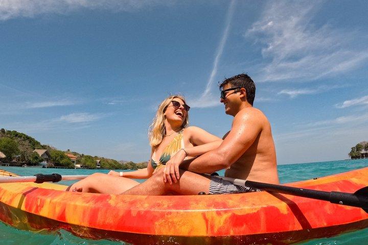 カルタヘナ島発昼食付きイスラ・デル・ソル・ロサリオ諸島日帰り旅行