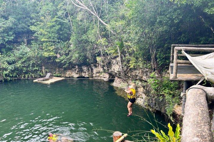 Inesquecível experiência Zipline com cenote, snack e transporte