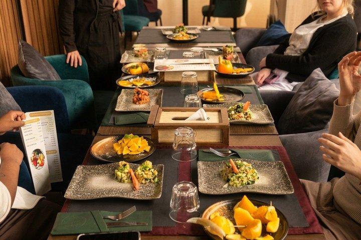 Lunch Experience at Chouf L'Or with Pickup