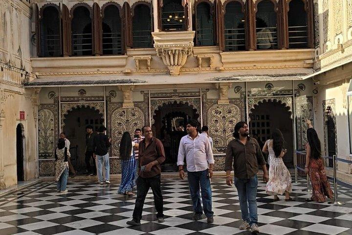Excursion privée d'une journée à Udaipur avec Guide local