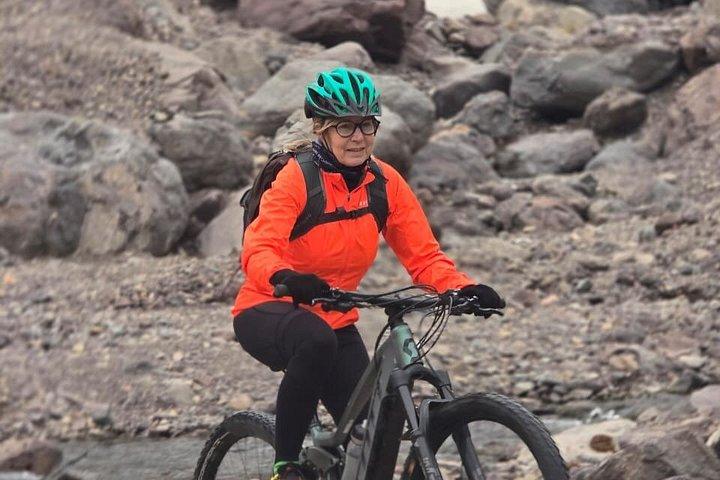 アトラス山脈を巡るE-バイクアドベンチャー