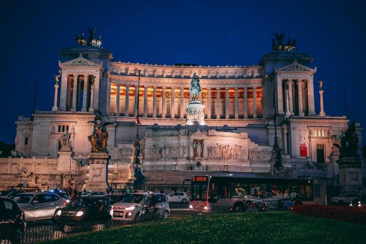 Rome: Vittoriano Monument Tickets Skip-the-Line Elevator Access