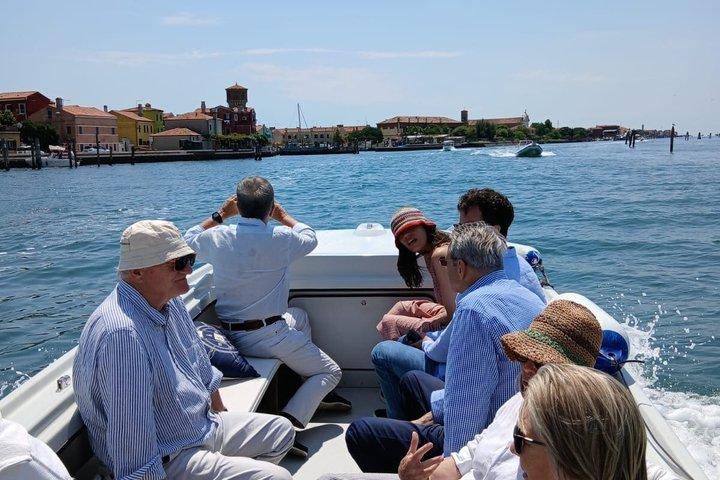 Descubra Murano, Burano e Torcello de barco (Tour Privado)